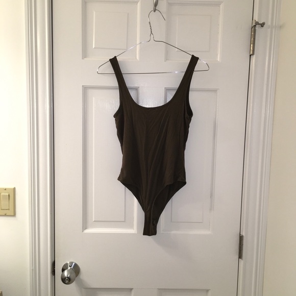 Green Bodysuit - Picture 2 of 3